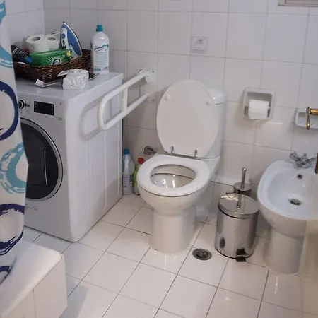 Отель Athens Deluxe Near Acropolis